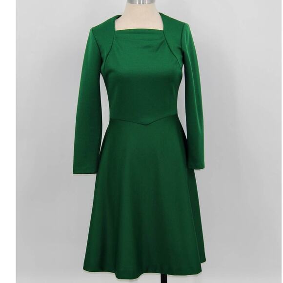 American Vintage Dresses & Skirts - Vintage Emerald Dress